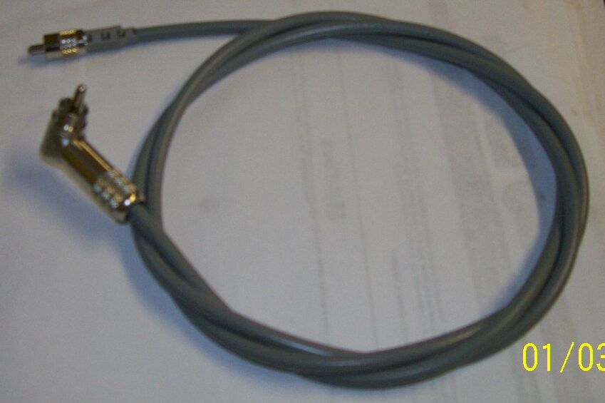 RCA M Switchcraft Right Angle on a Surface