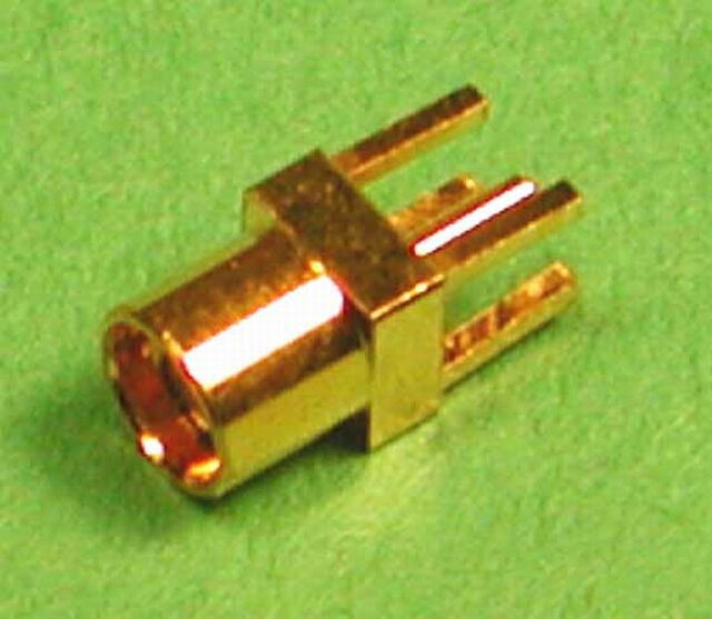 MMCX MALE Vertical PCB Receptacle in gold